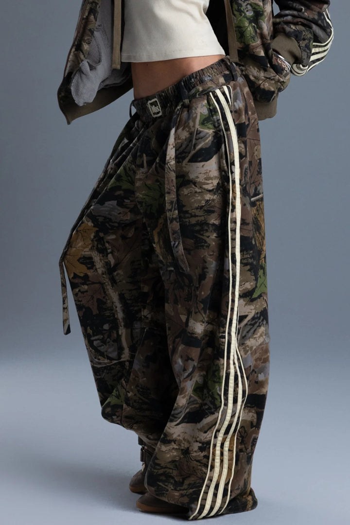 Miss Me Carlee Camo Sweatpants