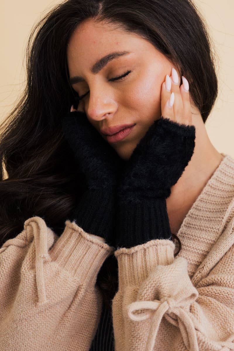 Plush Fingerless Gloves | Black