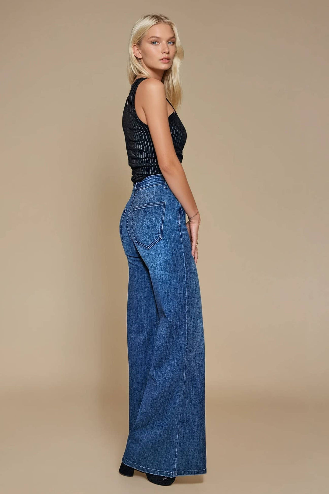 Canyon Wide-Leg Jeans